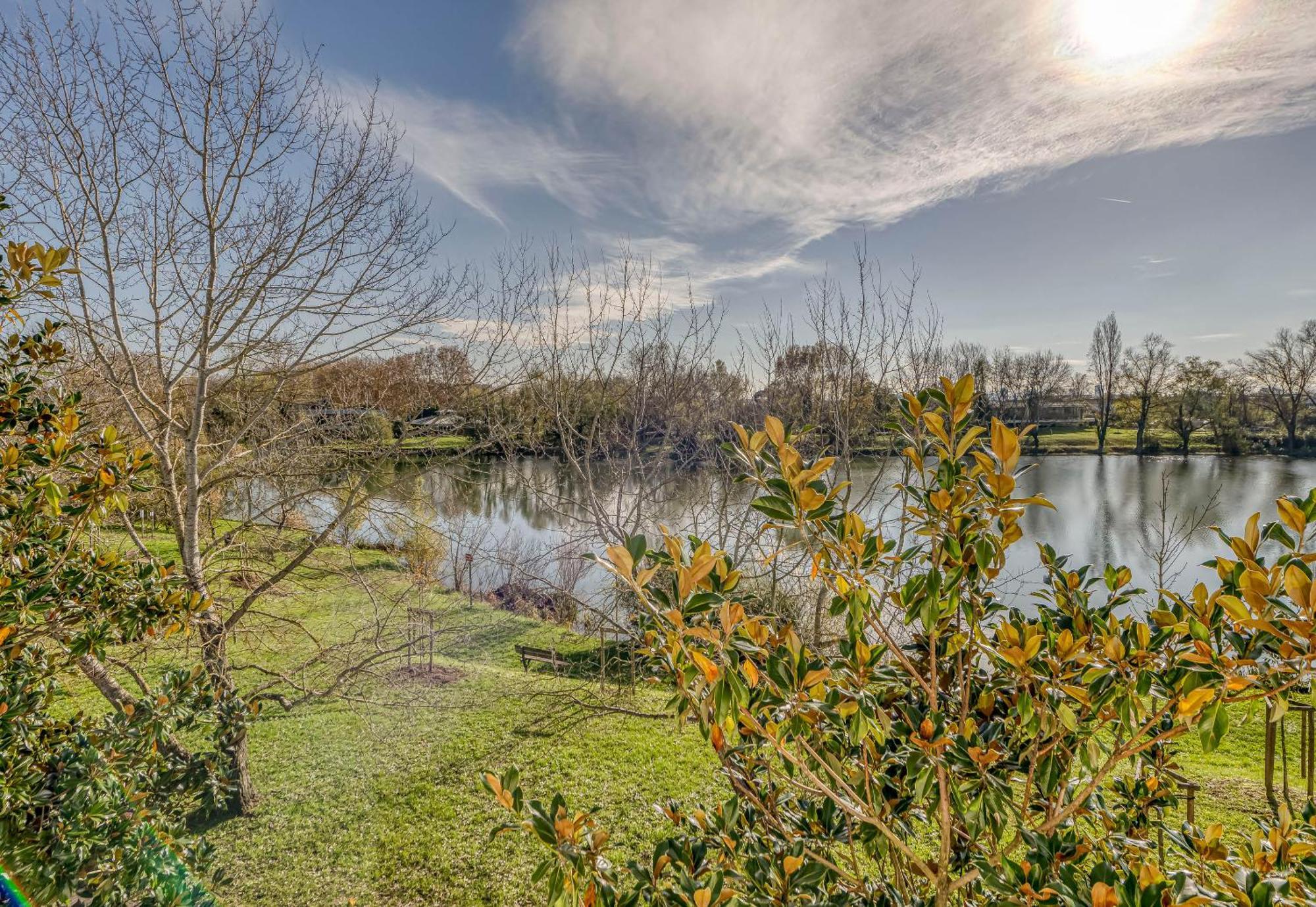 B&B Hotel Bordeaux Lac Sur Bruges Exteriör bild